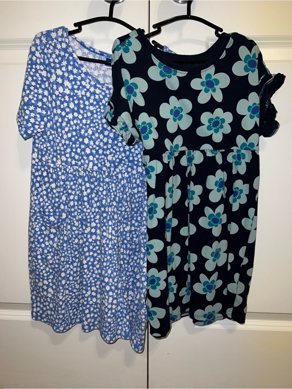 Old Navy Navy and Teal Floral Short Sleeve Dress